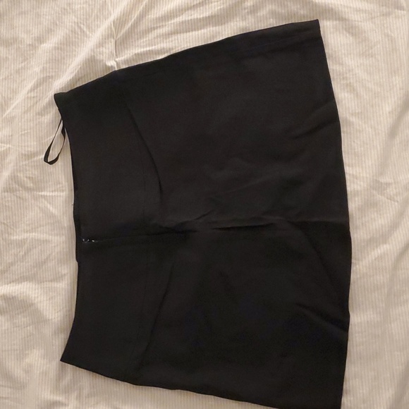 Le Chateau Black Mini Skirt, XS - Picture 2 of 5